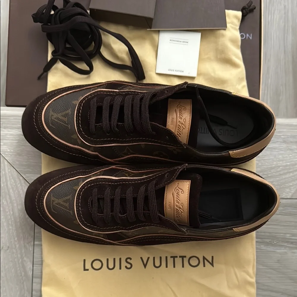 Louis Vuitton monogram shoes - Picture 9 of 10